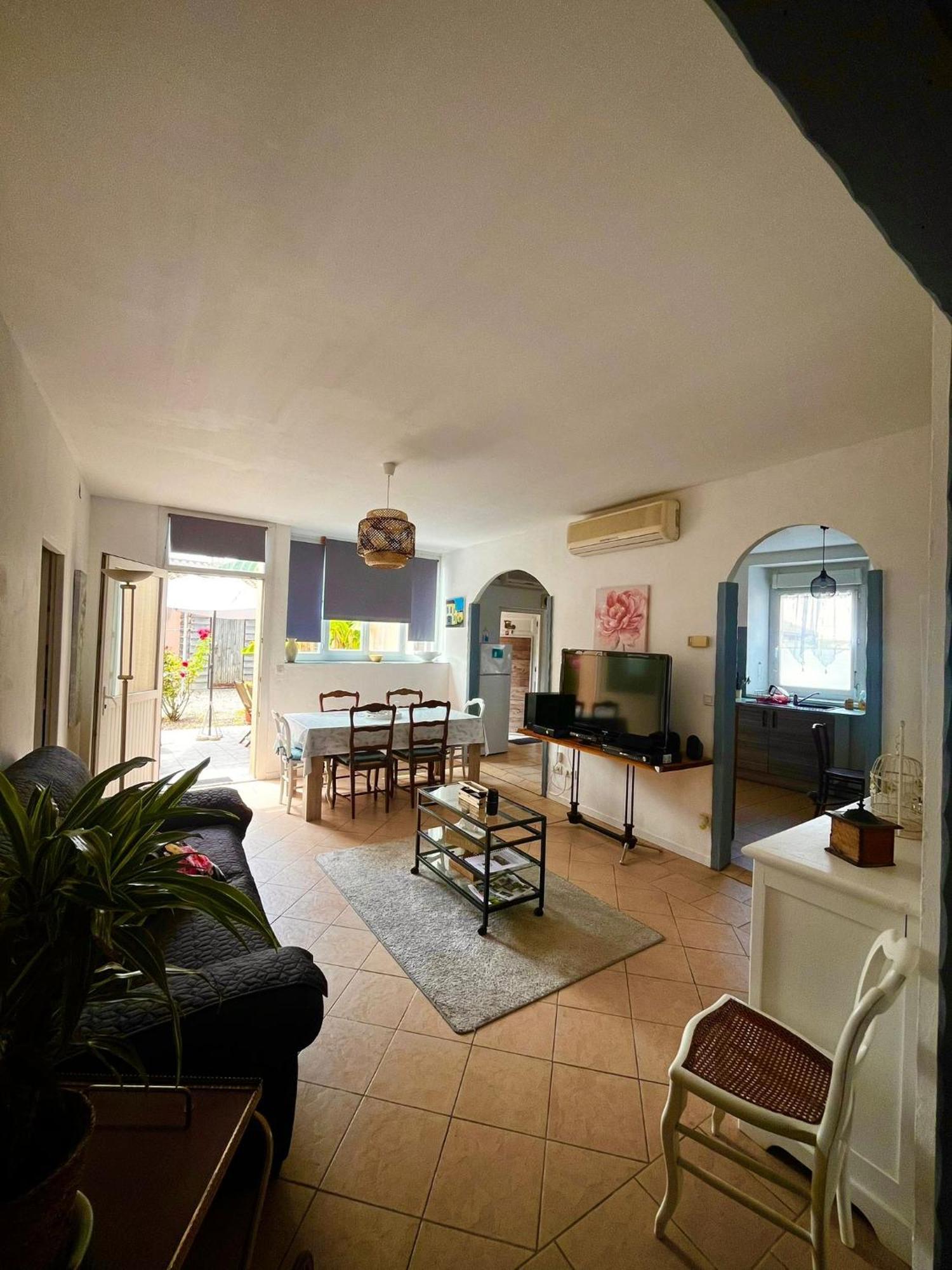 Meuble 3 Etoiles Dans Un Petit Village Du Gers Villecomtal-Sur-Arros Zewnętrze zdjęcie